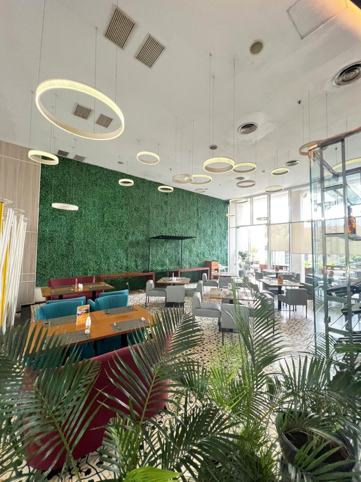 Novotel Bandung Exterior foto